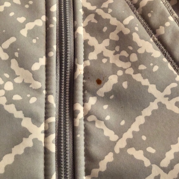 Grey patterned Columbia shell jacket - Picture 2 of 4